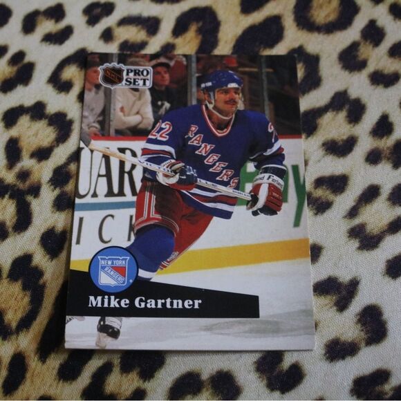 Mike Gardner #167 Hockey Card - Picture 1 of 2